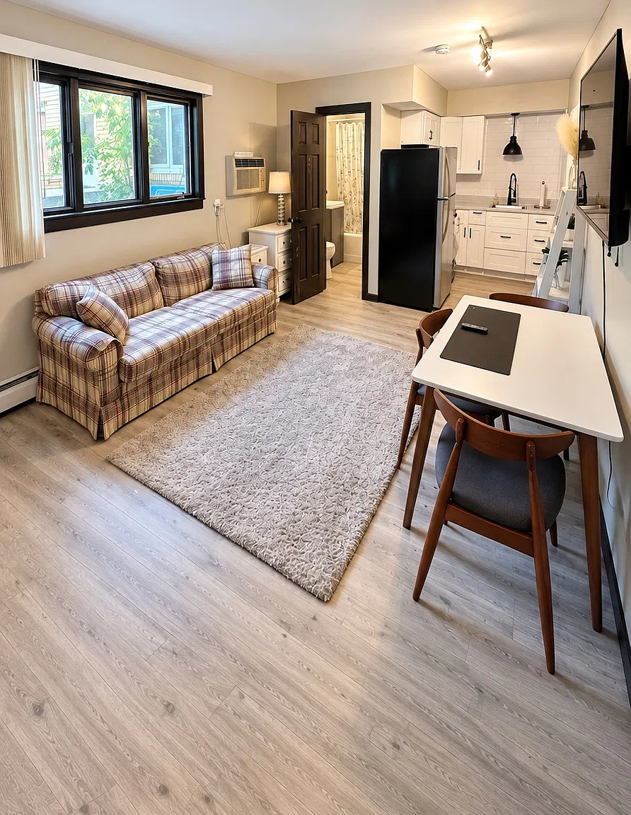 Studio, 400 sqft, $1,095 — Photo 1