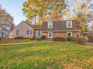 1423 Grove Rd, Charlottesville, VA 22901