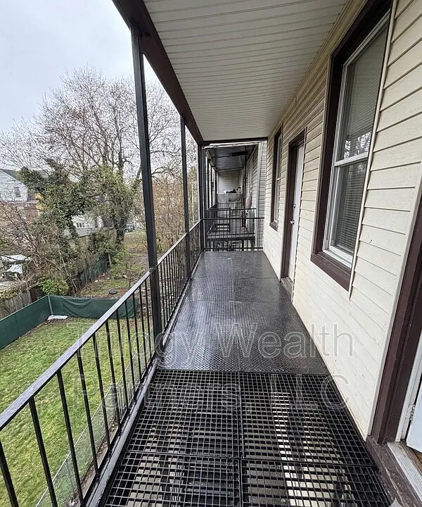 154 Taylor St #3