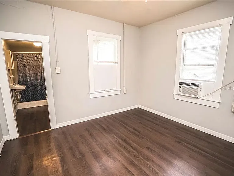 8724 N Tampa St — Photo 10