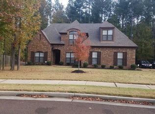 6284 Bending River Rd, Bartlett, TN 38135