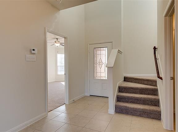 2nd image of 1508 Persimmon Dr