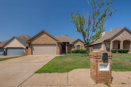 11921 Whitney Way Photo 1