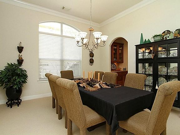Comfortable dining room.
