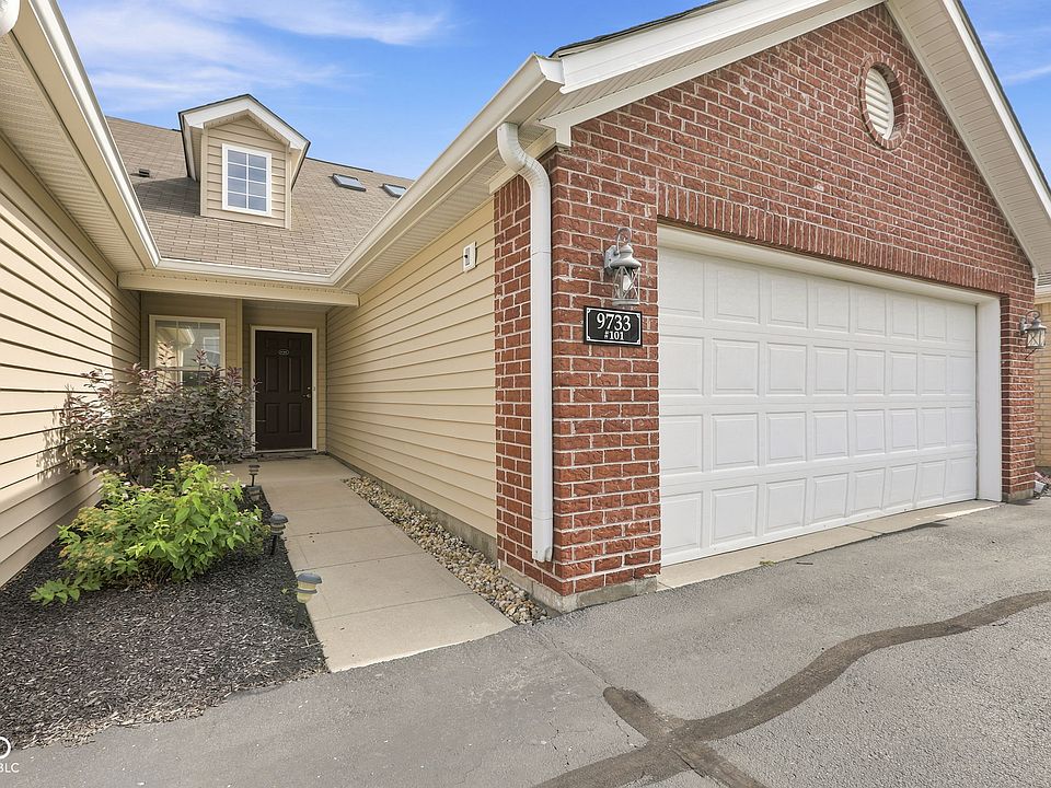 1st image of 9733 Windy Ln Unit 101