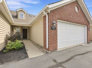 9733 Windy Ln Unit 101, Fishers, IN 46037