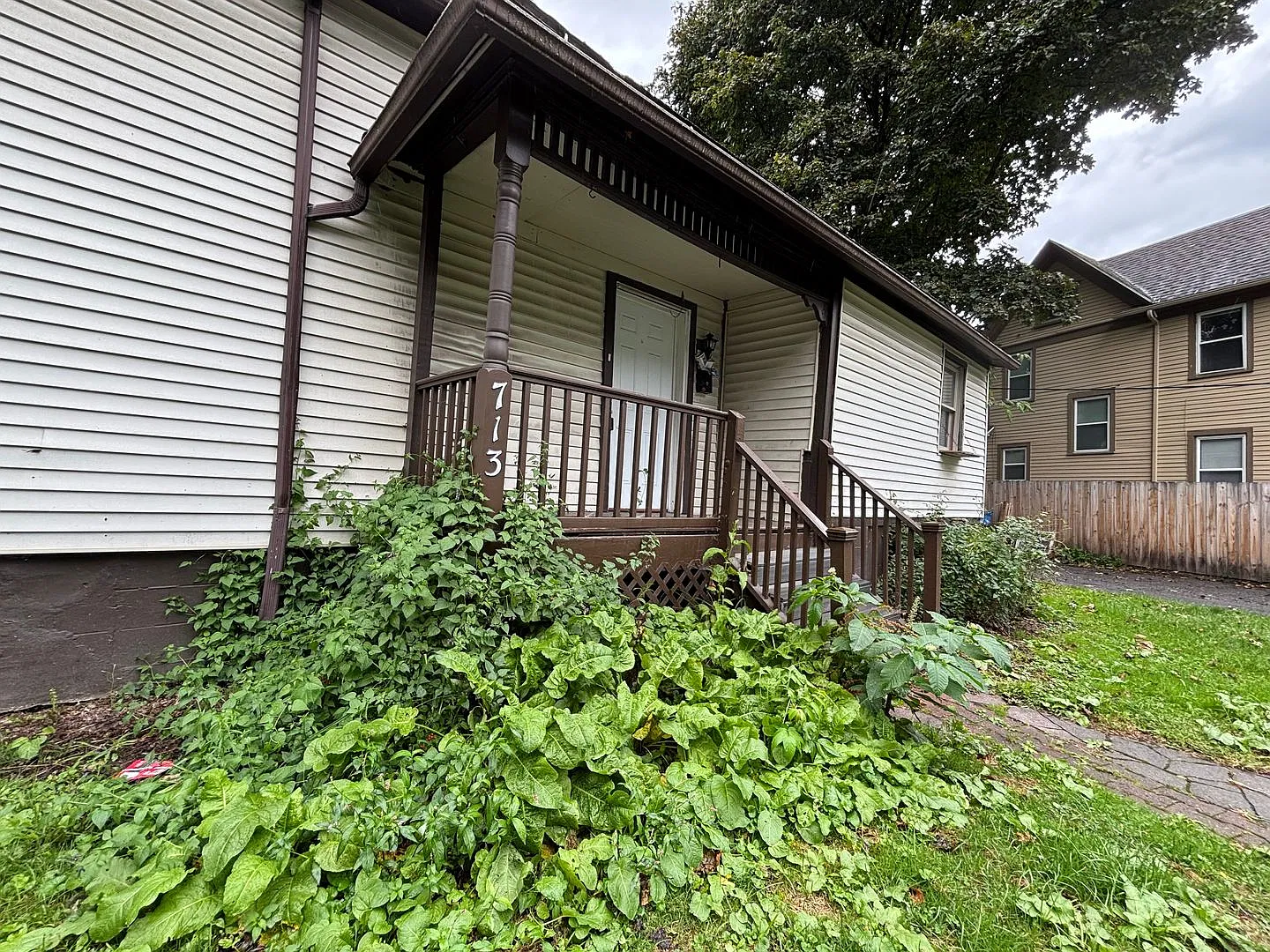 3 Bedroom 1 Bath - Single Family Home! — Photo 3