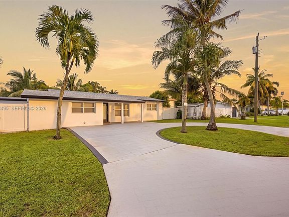 2nd image of 4540 SW 28th Ter