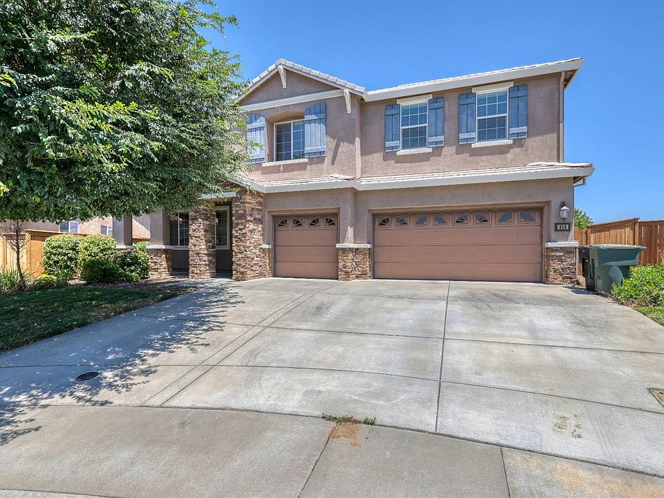 1st image of 809 Ella Ct