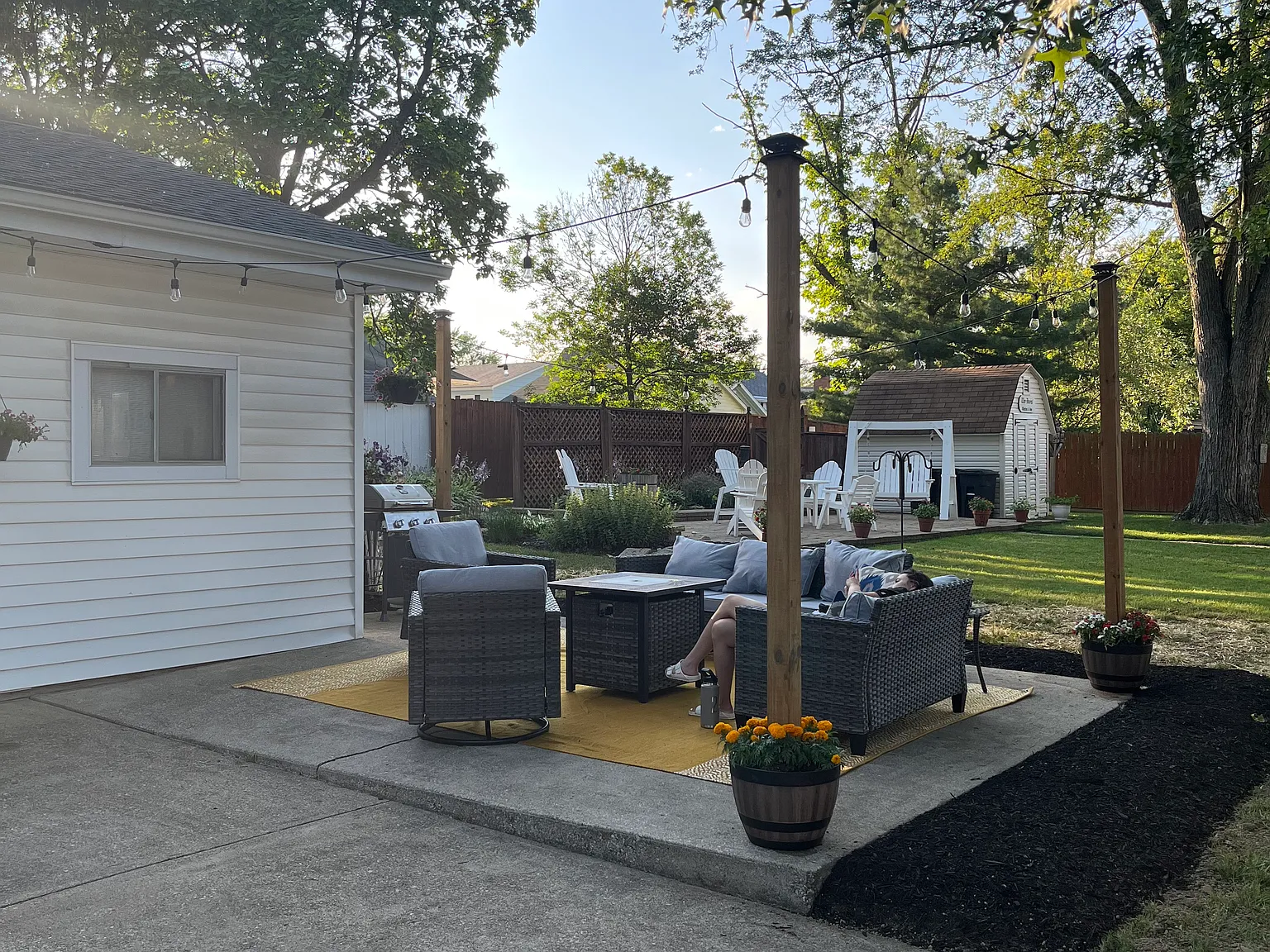 3 bed, 1.5 bath, 1112 sqft, $2,000 — Photo 2
