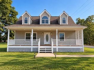1137 Clydeton Rd, Waverly, TN 37185