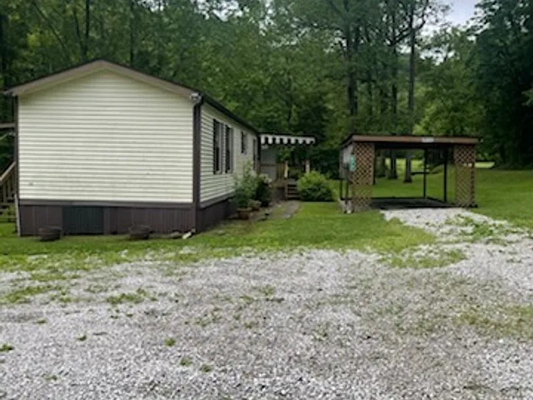 671 Limeberger Creek Rd — Photo 3