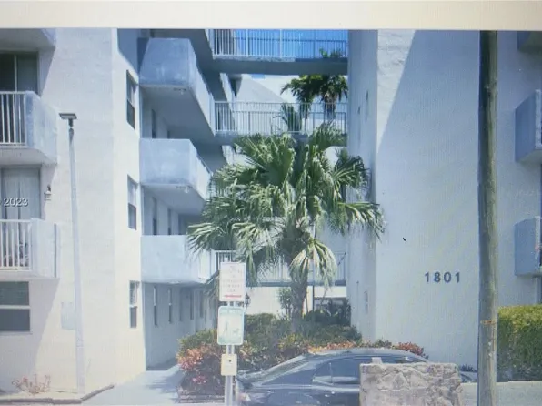 1801 S Treasure Dr APT 512A, North Bay Village, FL 33141