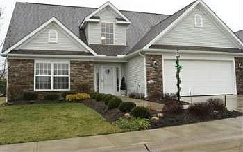 1st image of 425 Falling Leaf Dr