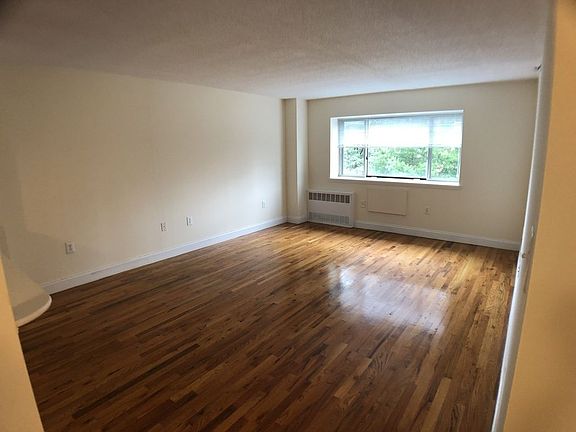 2nd image of 3880 Orloff Ave APT 6N