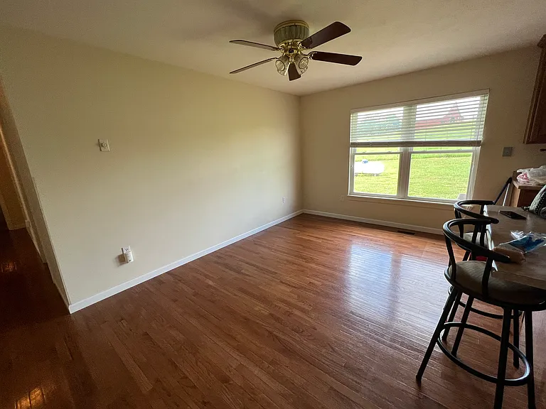 1723 Quarry Rd — Photo 17