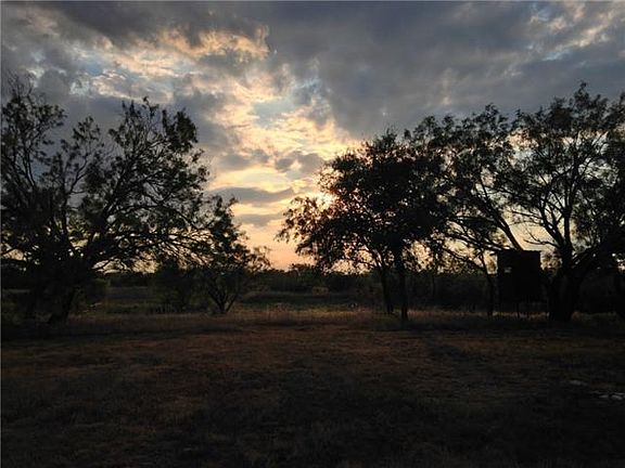 4th image of 21076 Us Highway 283