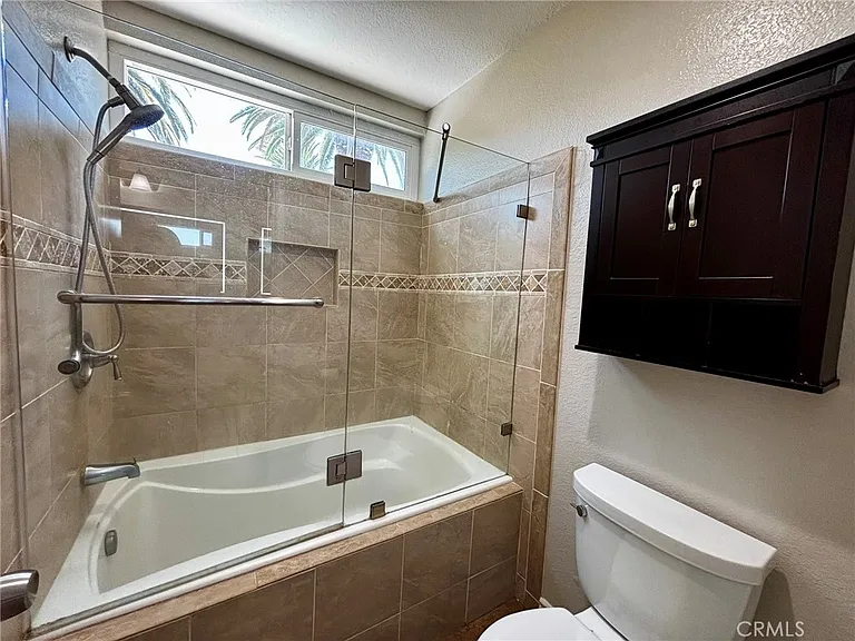 11597 Norgate Cir — Photo 12