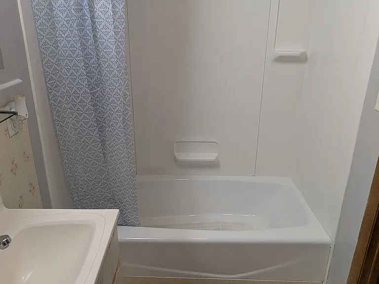 37 Seminary Ave #2 — Photo 10