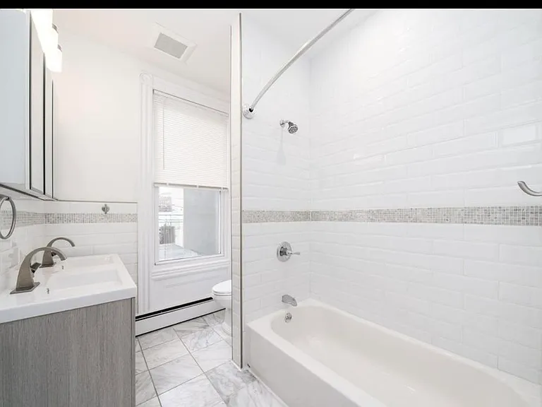 28 Jones St — Photo 8
