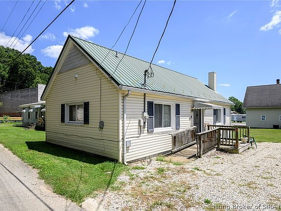 2nd image of 208 Martin Street