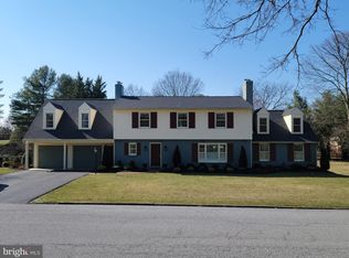 19609 Meadowbrook Rd, Hagerstown, MD 21742