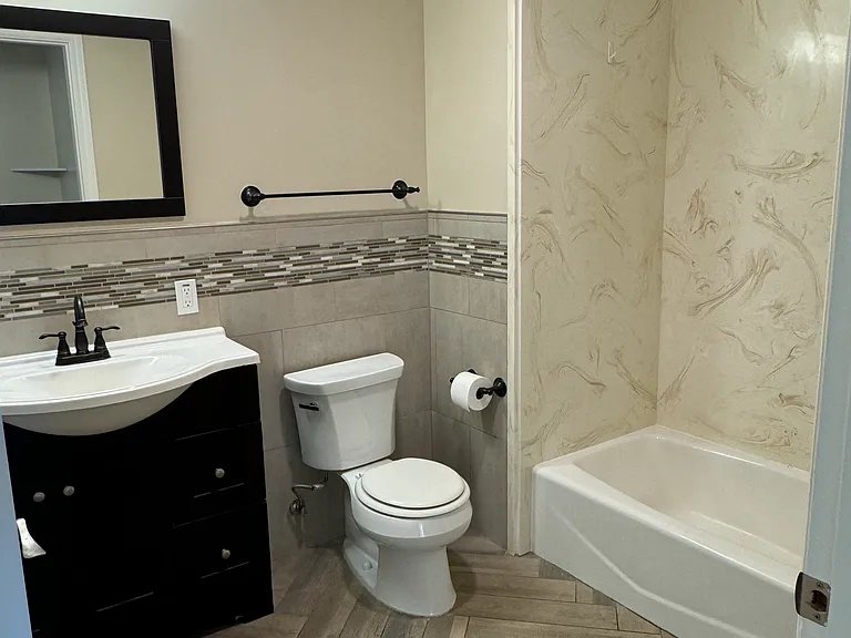 2319-2323 Shattuck Ave #503 — Photo 10