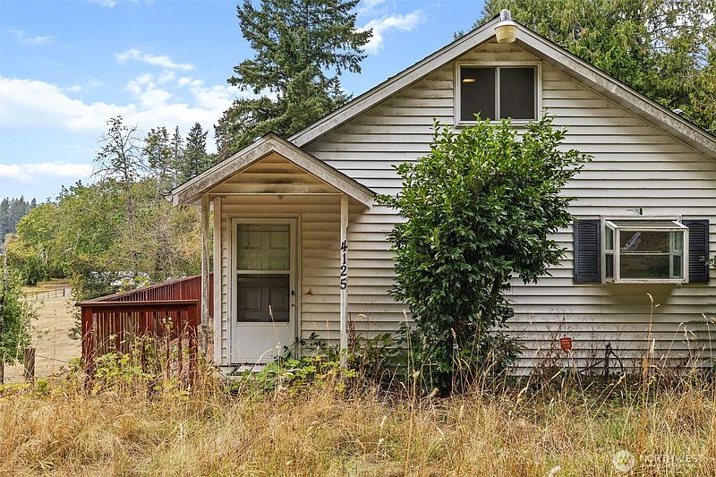 3rd image of 4125 Tracyton Beach Road NW