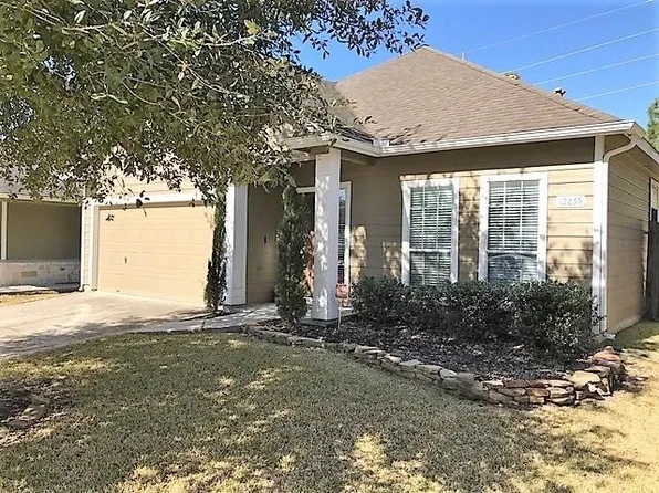 12855 Whistling Springs Dr, Humble, TX 77346