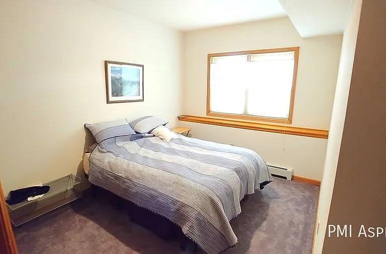 1940 Tincup Ct — Photo 10