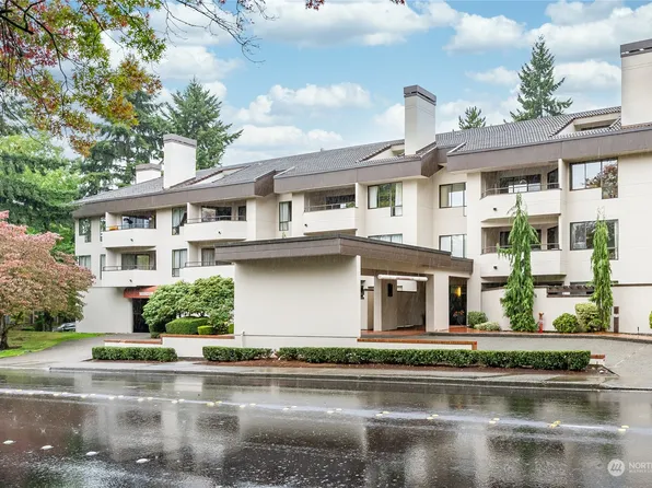 401 100th Avenue NE #320, Bellevue, WA 98004