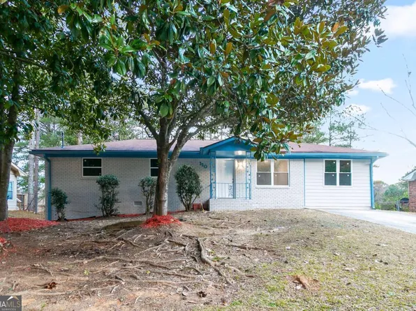 110 Hidden Brook Ct, College Park, GA 30349