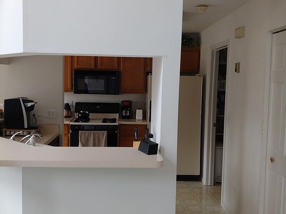 5th image of 1683 Woodland Cir