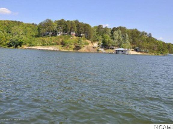 2nd image of 850 County Road 225