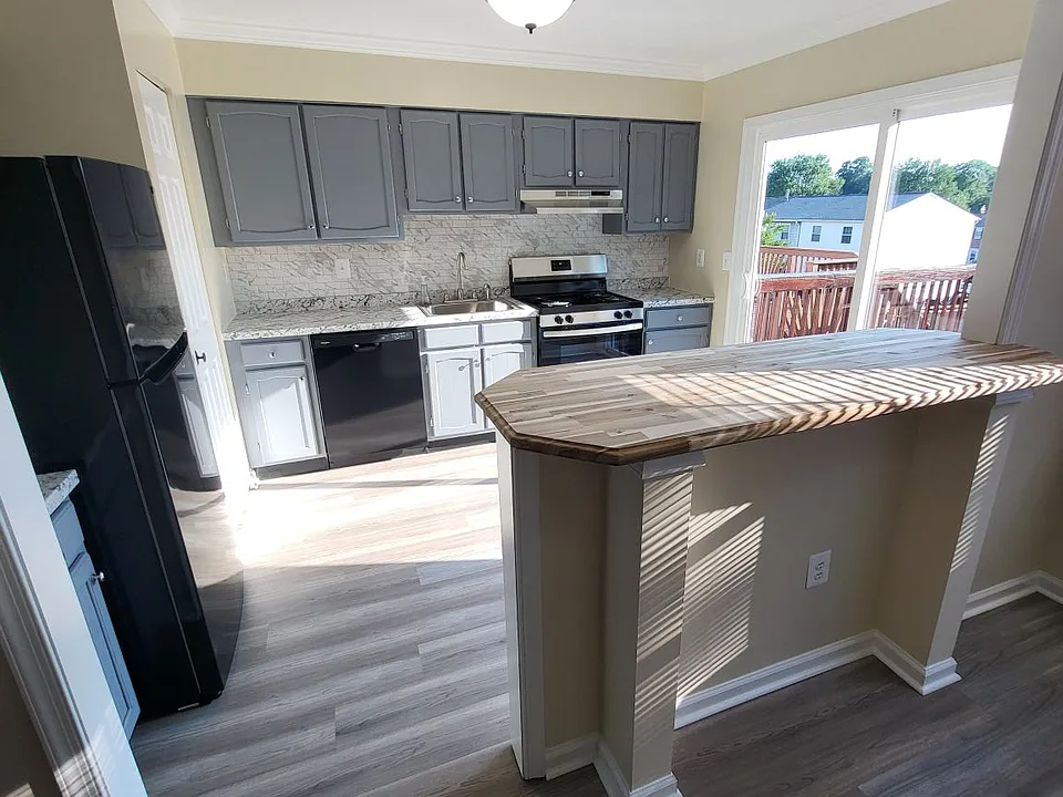 26 Sylvan Park Ct