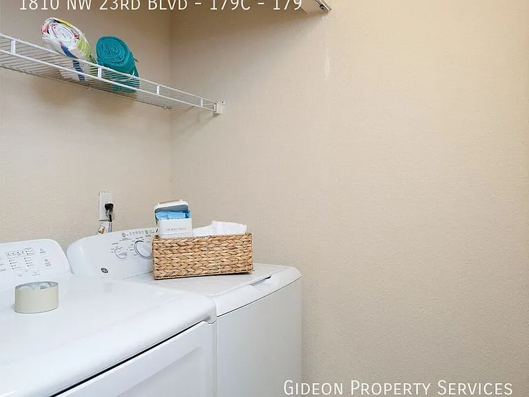 1810 NW 23rd Blvd #179C-179 — Photo 10