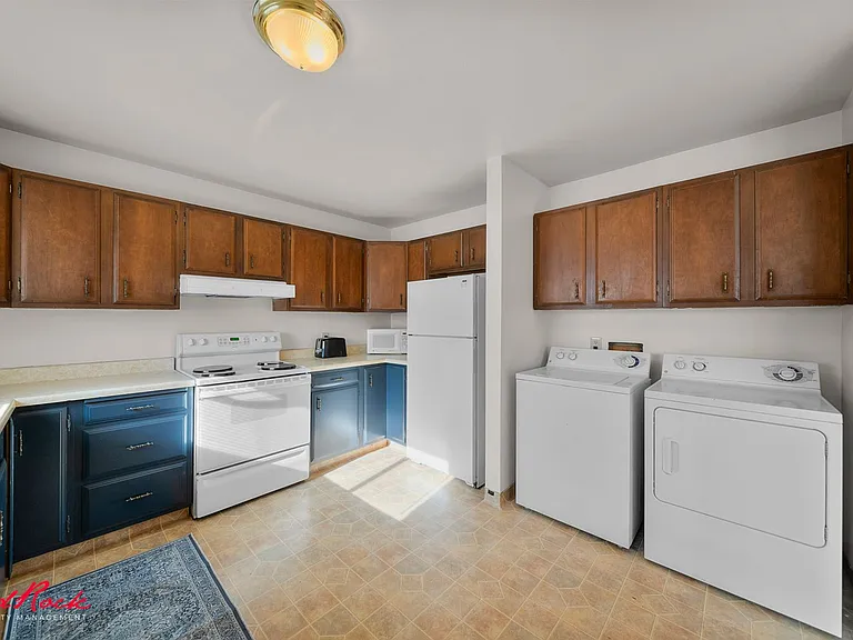 463 S 225 W #2 — Photo 1
