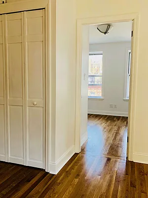 Rented by Warren T Real Estate Corp. | media 35