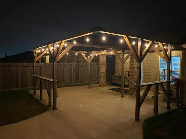 1030 Santa Catalina St, Portland, TX 78374