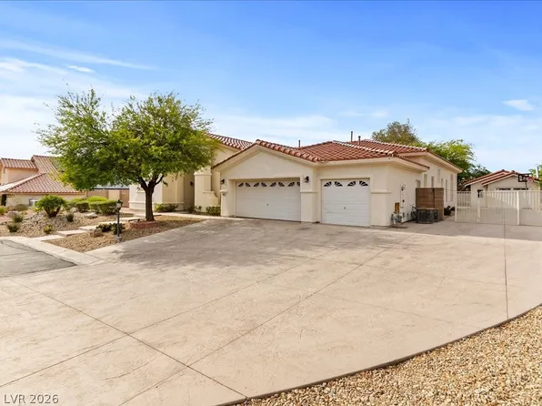 6880 Royal Heritage Ct, Las Vegas, NV 89110