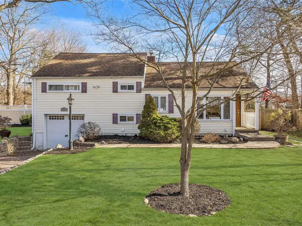 11 Scott Drive, Melville, NY 11747