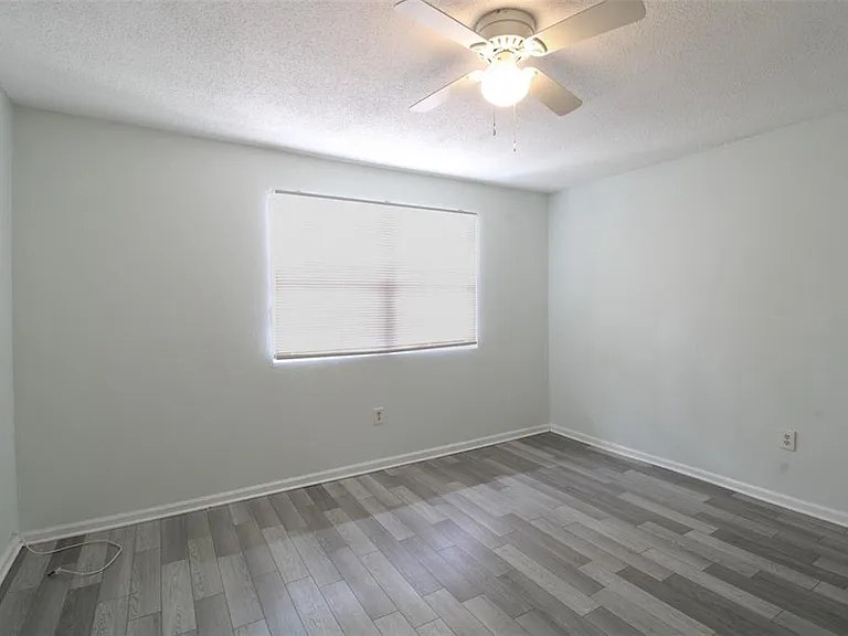 201 Poinsettia Pine Ct #202 — Photo 8