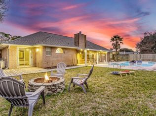 1311 Calcutta Dr, Gulf Breeze, FL 32563