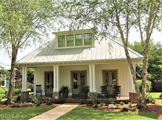 334 Lennox Sq, Fairhope, AL 36532