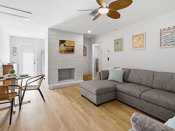 3rd image of 2147 Washington Ave APT B