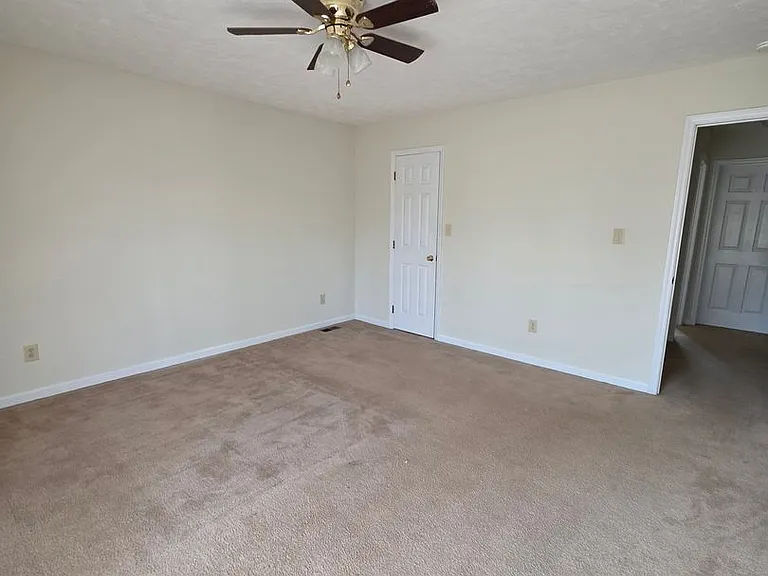 6605 Omni Ct — Photo 27