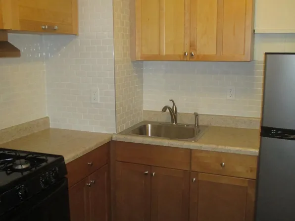 49 Booraem Avenue image 9 of 23