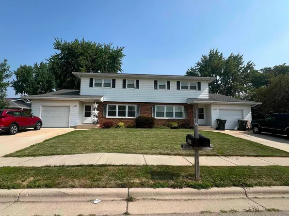 2200-2204 Wyoming Ave, Sun Prairie, WI 53590