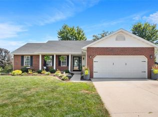 206 Osterhage Dr, Waterloo, IL 62298