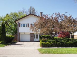 14 Secord Ave, Kitchener, ON N2B2L4